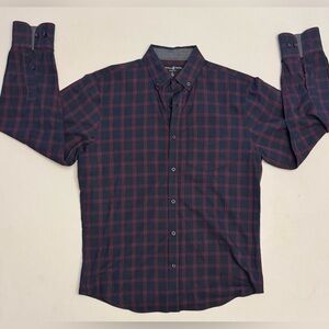 Beverly Hills Polo Club Men’s Plaid Dress Shirt Size Small. Purple and Red Plaid